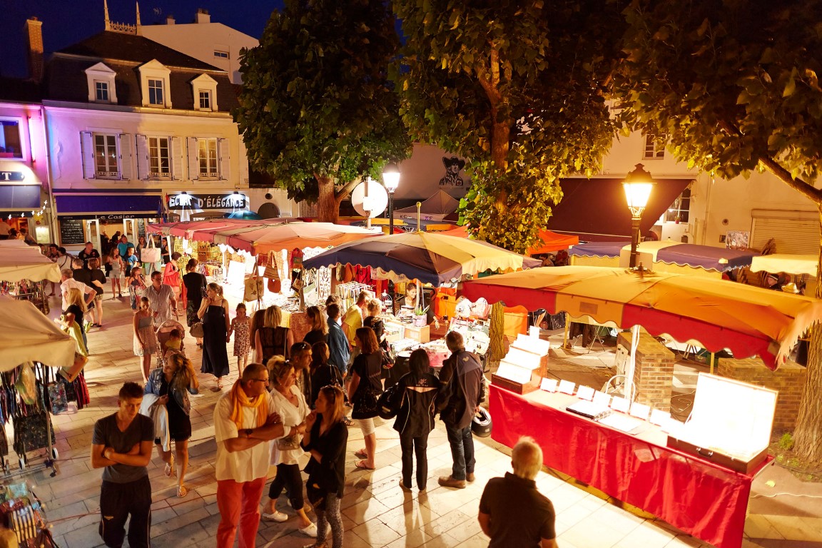 Marché Nocturne Saint Maximin La Sainte Baume Ces soirées à ne pas manquer ce mercredi dans le Var - Var-Matin