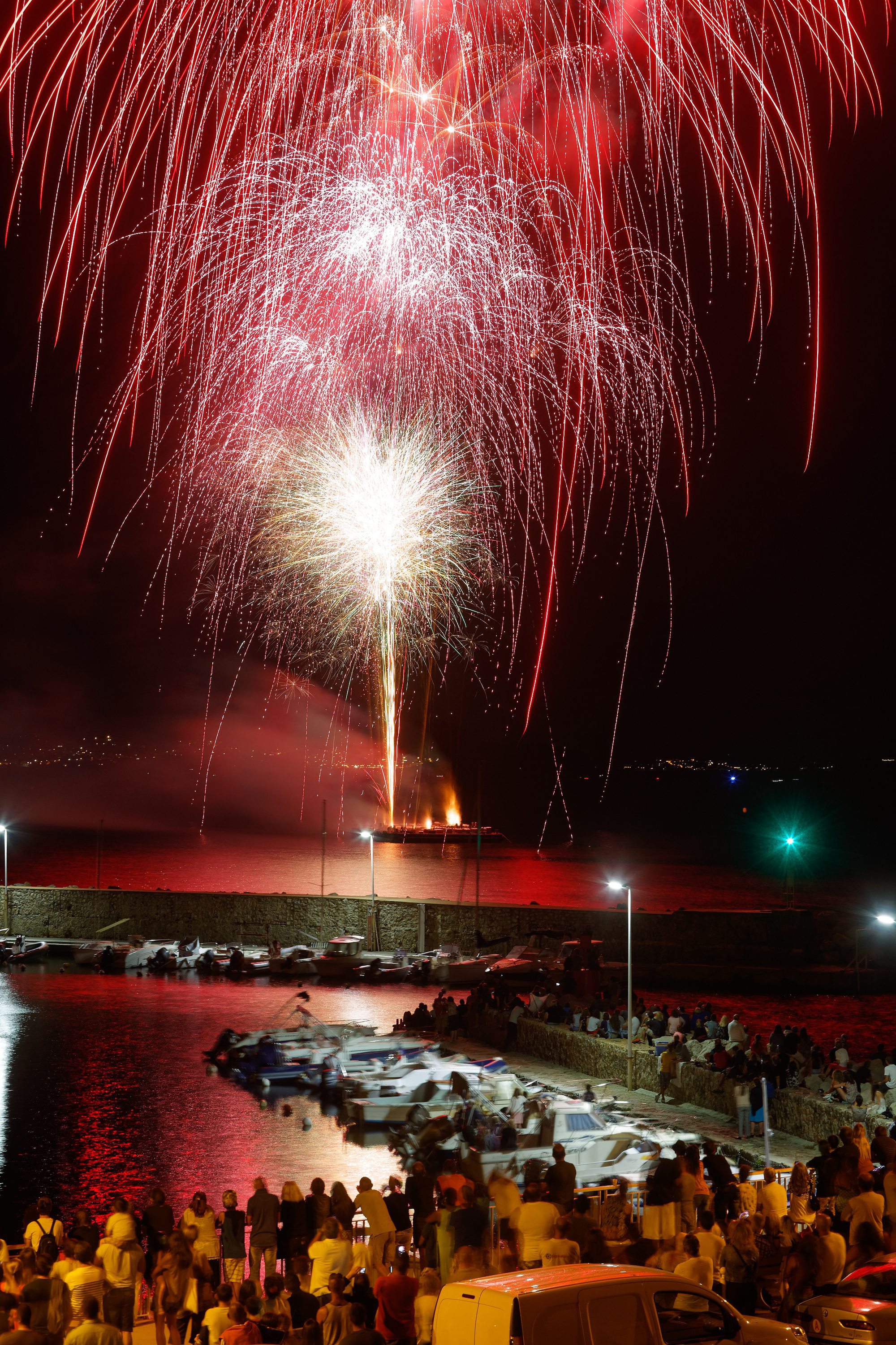 Feu D'artifice 15 Aout Cavalaire Sur Mer