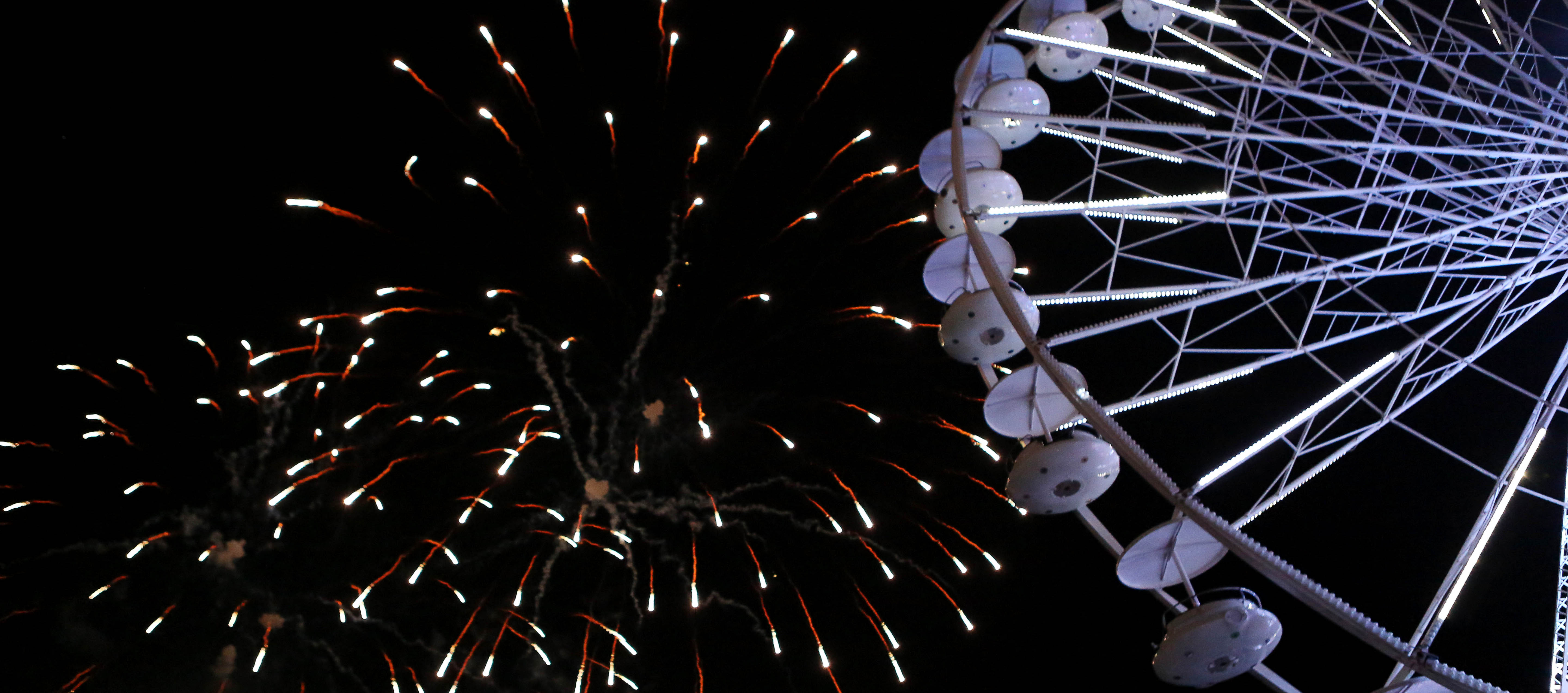 Feu D'artifice 15 Aout Frejus Saint Raphael