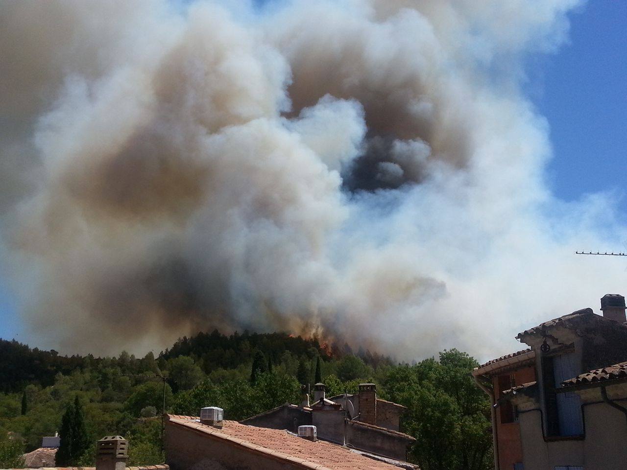 Incendie En Cours Aujourdhui Var PHOTOS. Les images de l'impressionnant incendie en Centre Var - Nice-Matin