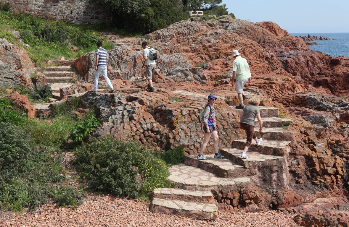 5 randonnées incontournables à parcourir dans le Var VarMatin 5 randonnées incontournables à parcourir dans le Var VarMatin
