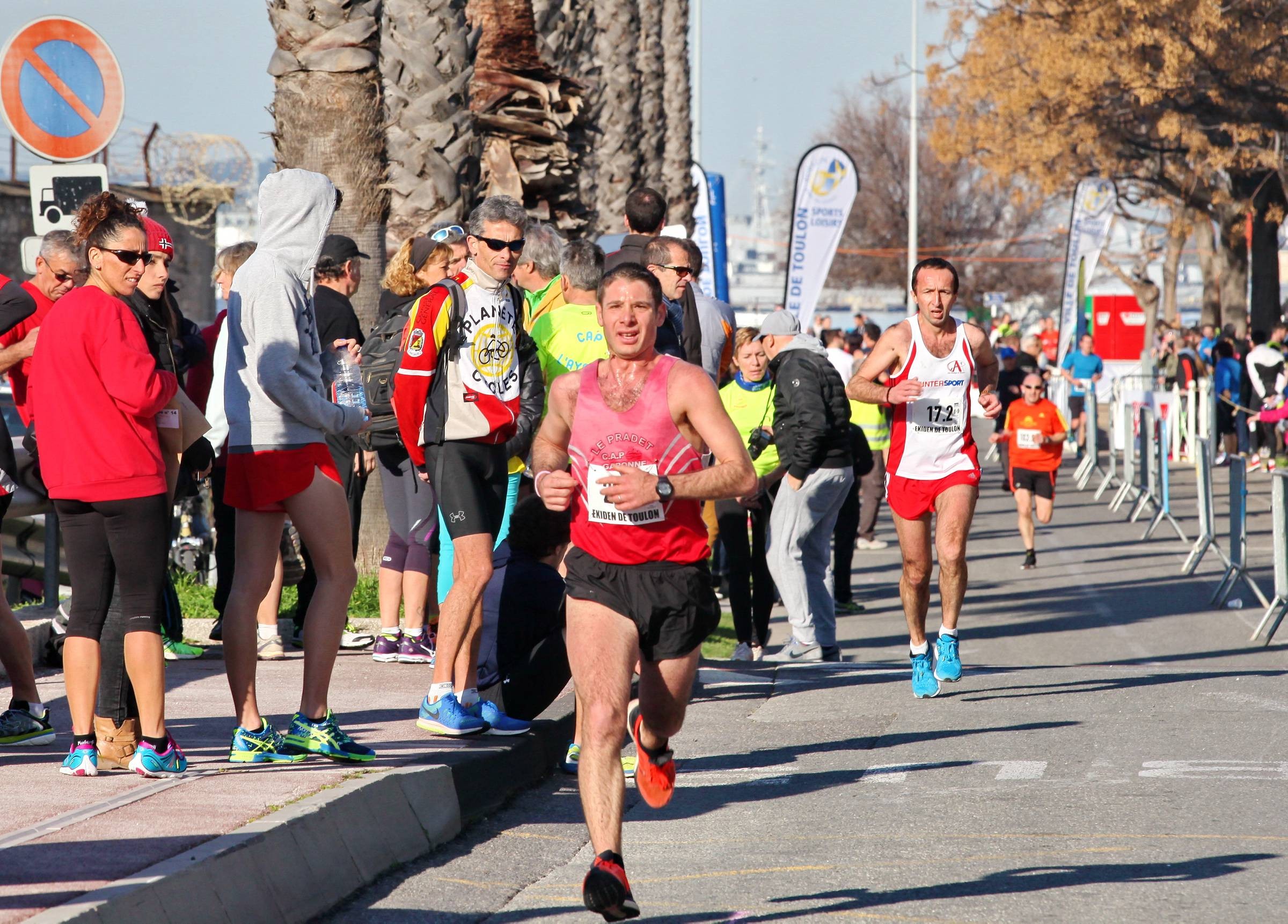 PHOTOS. Course pédestre: La Garde remporte l'Ekiden de Toulon - Var-Matin